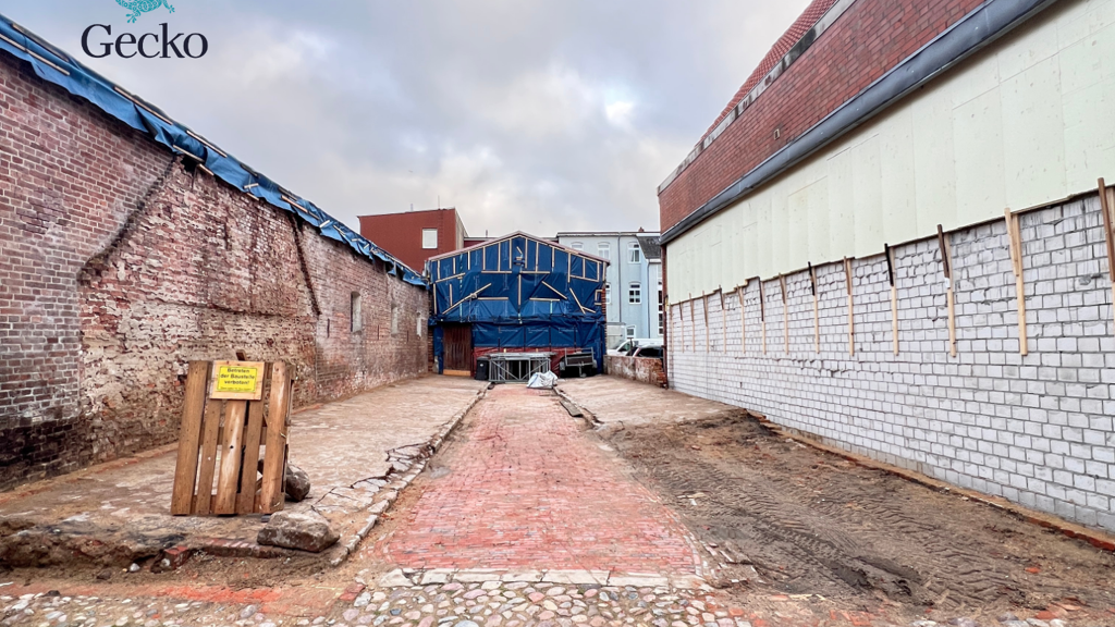 Mehrfamilienhaus zum Kauf 449.000 € 7 Zimmer 260 m² 471 m² Grundstück Husum 25813