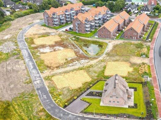 Grundstück zum Kauf provisionsfrei 99.000 € 696 m² Grundstück Baugenehmigung vorhanden frei ab sofort Norderring Garding 25836