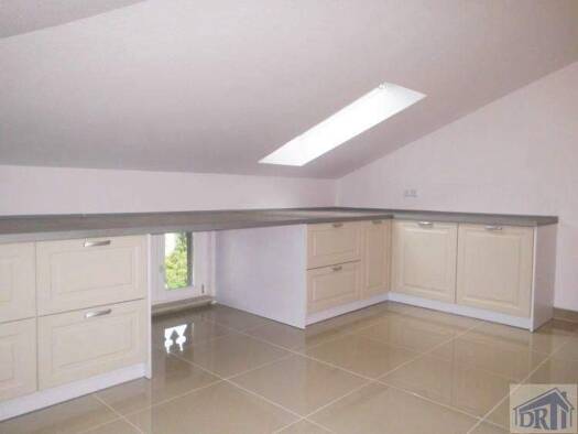 Wohnung zur Miete - Erstbezug 470 € 4 Zimmer 93 m² 3. Geschoss frei ab sofort Zittau 02763