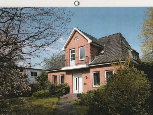 Haus zum Kauf provisionsfrei 590.000 € 6 Zimmer 150 m² 1.175 m² Grundstück frei ab sofort Pinneberger Straße 10 Quickborn 25451