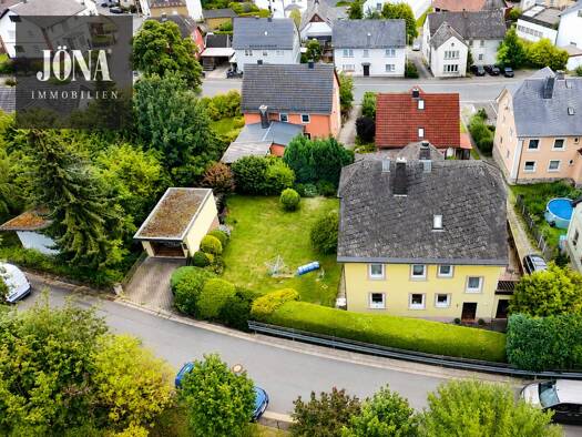 Mehrfamilienhaus zum Kauf 289.000 € 8 Zimmer 180 m² 743 m² Grundstück Marktleugast Marktleugast 95352