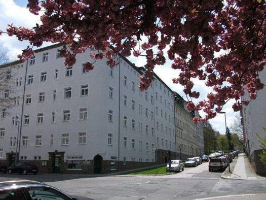 Wohnung zur Miete 315 € 2 Zimmer 60,4 m² 4. Geschoss frei ab sofort Jahnstr. 63  we 42 Lutherviertel Chemnitz 09126