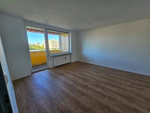 Wohnung zur Miete 1.100 € 3,5 Zimmer 75 m² 5. Geschoss frei ab sofort Goethering Deutenbach Stein 90547