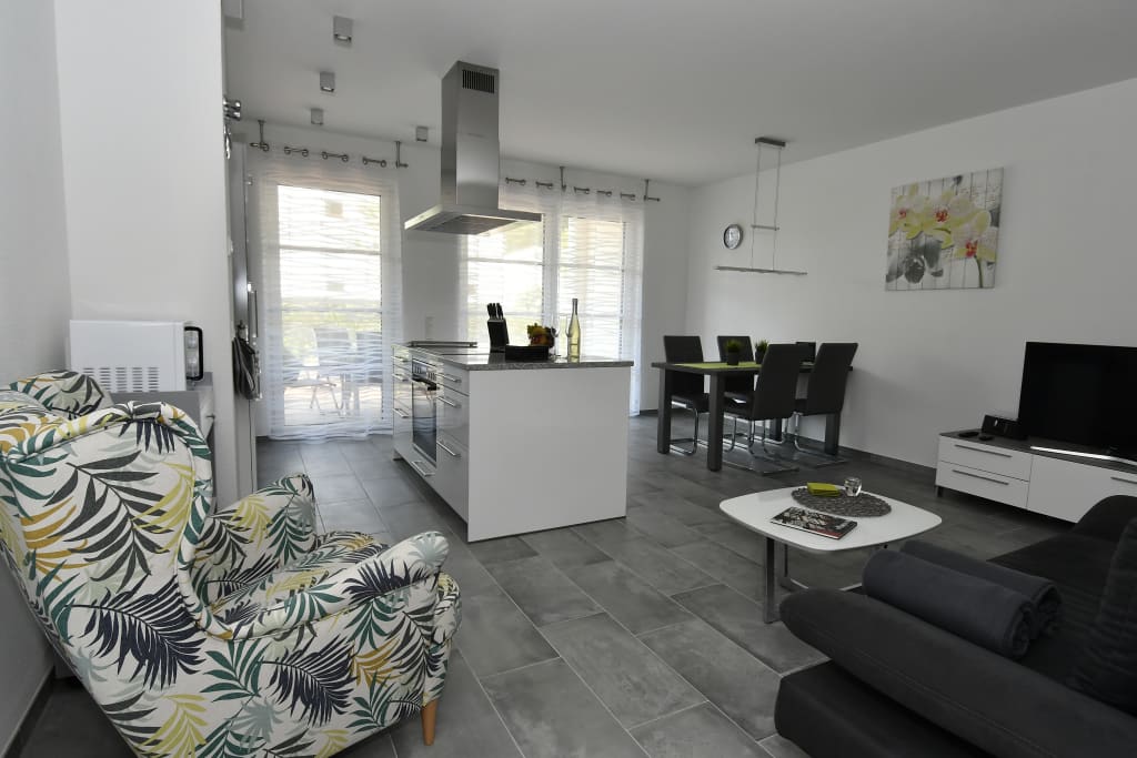 Wohnung zur Miete Wohnen auf Zeit 2.100 € 2 Zimmer 62 m²<br/>Wohnfläche 28.12.2024<br/>Verfügbarkeit Friedhofstraße Mitte Bensheim 64625