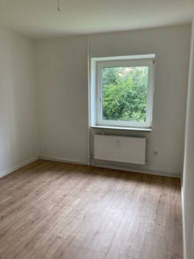 Wohnung zur Miete 550 € 4 Zimmer 65,3 m² 1. Geschoss frei ab 01.08.2025 Jahnstraße 5 Brake Brake 26919