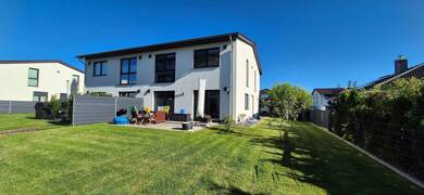 Doppelhaushälfte zur Miete 1.425 € 5 Zimmer 144 m² 395 m² Grundstück frei ab sofort Andershof Stralsund 18439