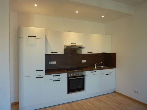 Wohnung zur Miete 794 € 3 Zimmer 81,1 m² 2. Geschoss frei ab 01.03.2026 Merseburger Straße 96 Lutherplatz Halle (Saale) 06110