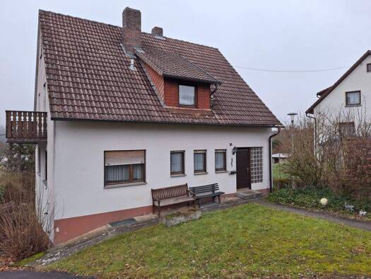 Einfamilienhaus zum Kauf 249.000 € 5 Zimmer 118 m² 2.196 m² Grundstück frei ab sofort Sachsendorf Aufseß 91347