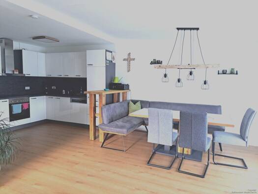Wohnung zur Miete 740 € 3 Zimmer 82 m² 2. Geschoss frei ab 01.10.2026 Holnstein Berching 92334