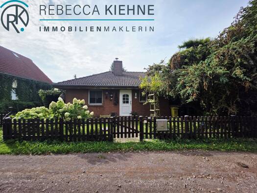 Bungalow zum Kauf 355.000 € 4 Zimmer 112 m² 1.575 m² Grundstück Lieskau Salzatal 06198
