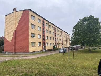 Wohnung zur Miete 300 € 2 Zimmer 47 m² 4. Geschoss Burgwallweg 59 Malchin Malchin 17139