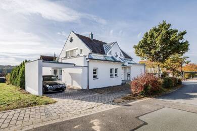 Haus zum Kauf als Kapitalanlage geeignet 997.000 € 11 Zimmer 414 m² 914 m² Grundstück Am Hochberg 10 Wimmelbach Hausen 91353