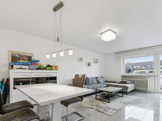 Wohnung zur Miete 1.150 € 3 Zimmer 82 m² Geschoss 2/5 frei ab sofort Mühlburg Karlsruhe 76185