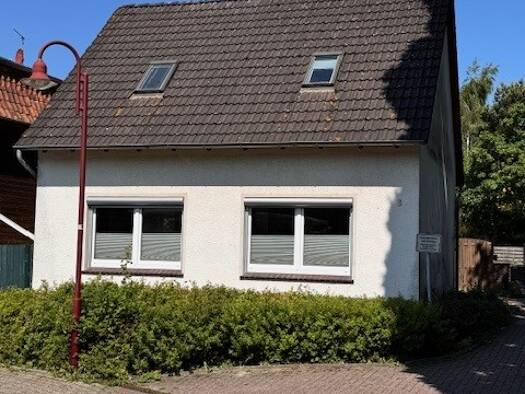 Einfamilienhaus zum Kauf 158.000 € 3 Zimmer 97 m² 139 m² Grundstück Varel Varel 26316