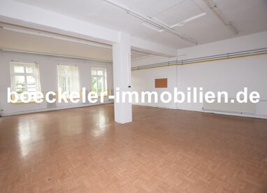 Büro-/Praxisfläche zur Miete provisionsfrei 3.220 € 4 Zimmer 477 m² Bürofläche Naumburg Naumburg 06618