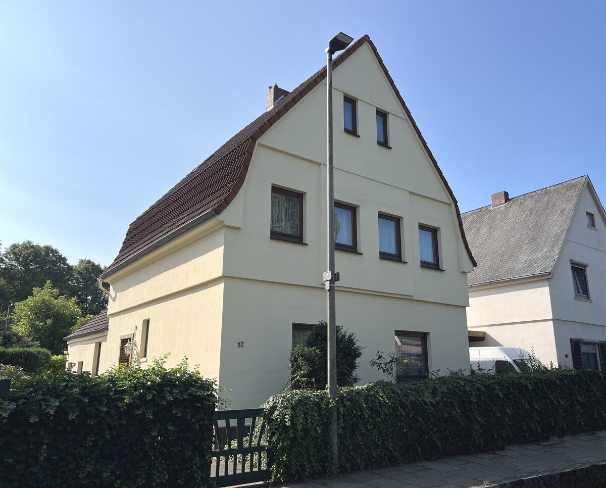 Einfamilienhaus zum Kauf 175.000 € 7 Zimmer 125 m²<br/>Wohnfläche 573 m²<br/>Grundstück Blumenthal Bremen / Blumenthal 28779