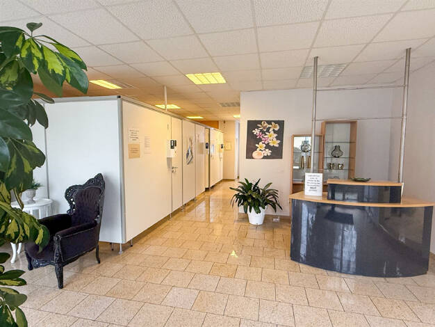 Büro-/Praxisfläche zum Kauf 2.036 € 3 Zimmer Vegesack Bremen 28757