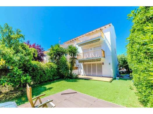 Villa zum Kauf 1.250.000 € 3 Zimmer 243 m² Sitges 08870