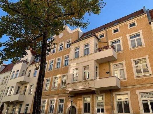 Wohnung zur Miete 673 € 3 Zimmer 79,2 m² 1. Geschoss frei ab sofort Otto-Kilian-Straße 42 Lutherplatz Halle (Saale) 06110