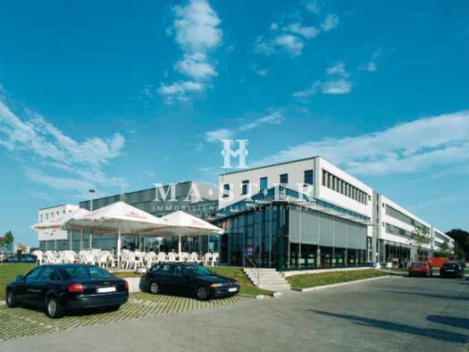 Bürofläche zur Miete 13 € 3.942 m² Bürofläche teilbar ab 188 m² Flughafen Frankfurt 60549