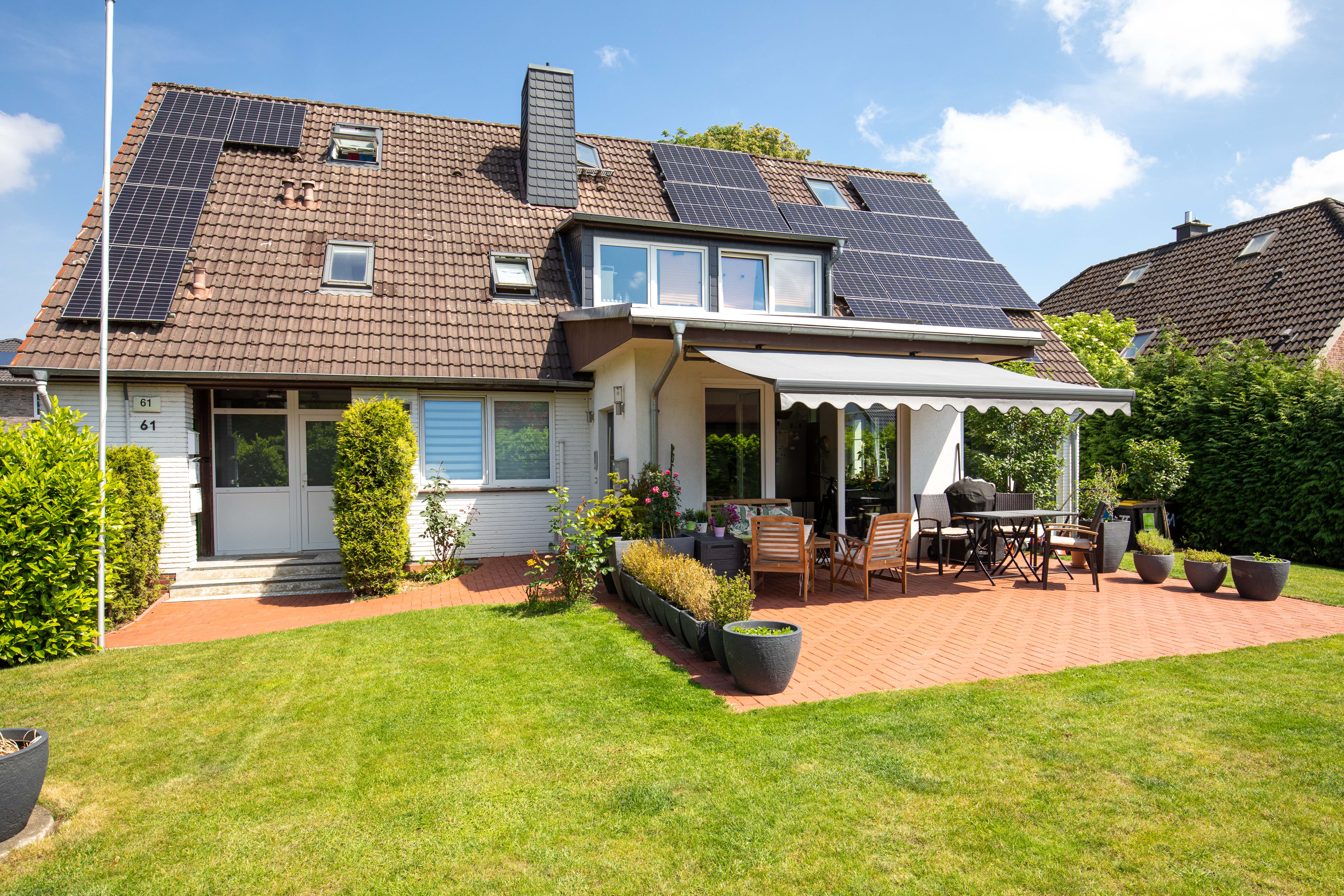 Mehrfamilienhaus zum Kauf provisionsfrei 1.070.000 € 12 Zimmer 369,7 m²<br/>Wohnfläche 719 m²<br/>Grundstück Halstenbek 25469