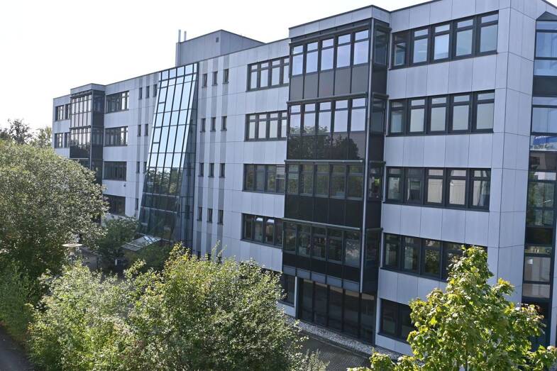 Bürogebäude zur Miete provisionsfrei 30.400 € 4.000 m² Bürofläche Rheiner Landstraße 197 Hellern Osnabrück 49078