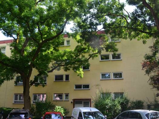Wohnung zum Kauf provisionsfrei als Kapitalanlage geeignet 399.000 € 4 Zimmer 94 m² Gerhart-Hauptmann-Ring 246 Niederursel Nord-West 60439