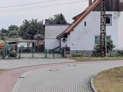 Doppelhaushälfte zum Kauf provisionsfrei 115.000 € 4 Zimmer 115 m² 1.495 m² Grundstück Gartenplan 11 Beesenlaublingen Könnern 06420