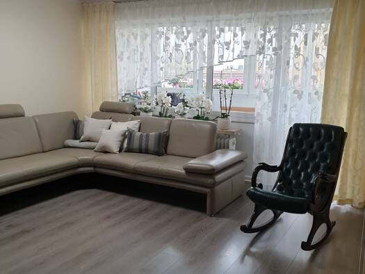 Wohnung zur Miete 1.490 € 3 Zimmer 80 m² Geschoss EG/7 frei ab 01.04.2026 Königsbrunn 86343