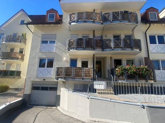 Wohnung zur Miete 450 € 2 Zimmer 64,3 m² EG frei ab sofort Laaberer Straße 10C Beratzhausen 93176