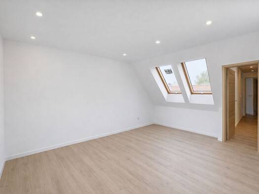 Wohnung zum Kauf 208.000 € 3 Zimmer 56 m² Balatonberény 8649