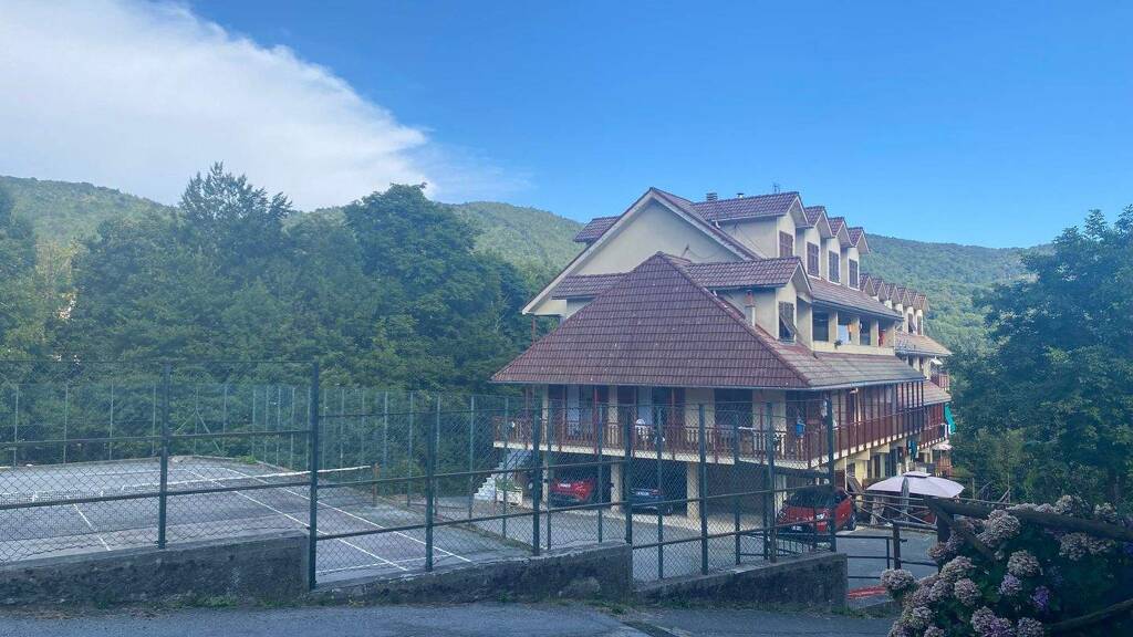 Wohnung zum Kauf 32.000 € 2 Zimmer 74 m² frei ab sofort Urbe 17048