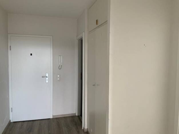 Wohnung zur Miete 759 € 2 Zimmer 62 m² 5. Geschoss frei ab 16.09.2026 Friedenauer Straße 15 Monheim Monheim am Rhein 40789