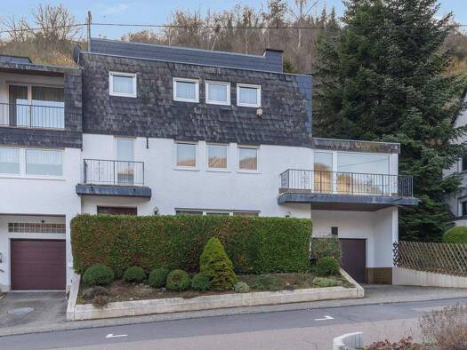 Reihenendhaus zum Kauf 297.500 € 5 Zimmer 149 m² 316 m² Grundstück Winningen 56333