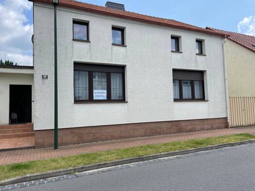 Einfamilienhaus zum Kauf provisionsfrei 120.000 € 6 Zimmer 125 m² 654 m² Grundstück Annaburg 06925