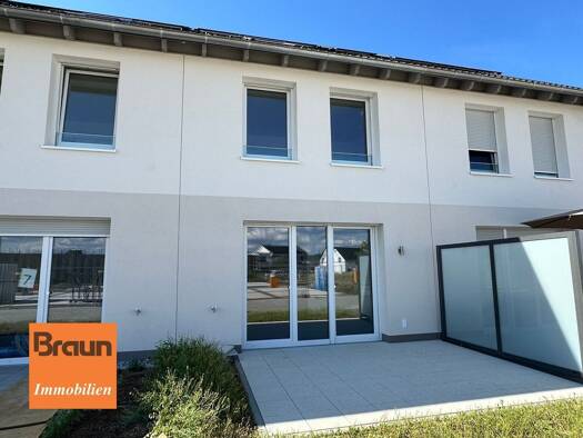 Reihenmittelhaus zur Miete 1.550 € 5,5 Zimmer 137 m² 82 m² Grundstück Schwenningen Villingen-Schwenningen 78054