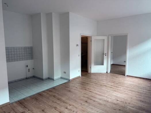 Wohnung zur Miete 350 € 1 Zimmer 43 m² Geschoss EG/2 frei ab sofort Grimma 04668