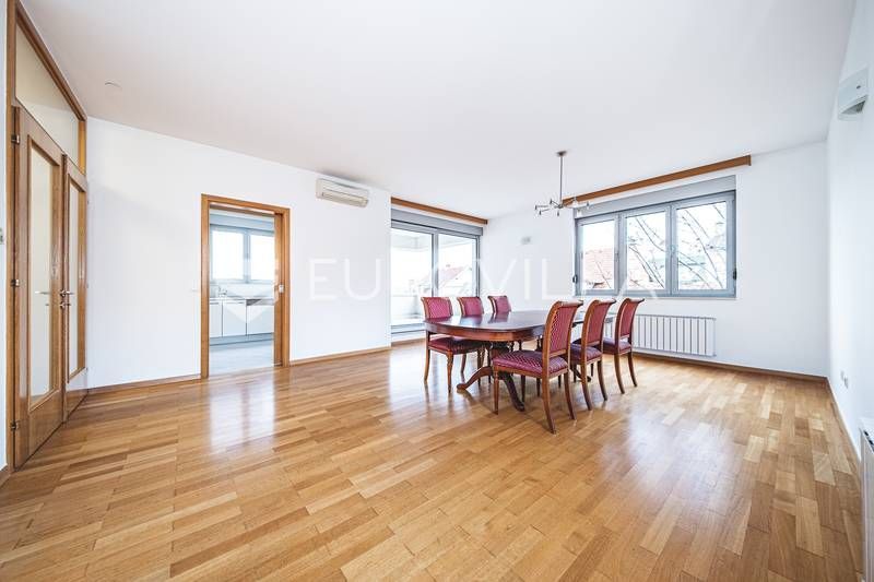 Wohnung zur Miete 3.000 € 4 Zimmer 230 m²<br/>Wohnfläche 1.<br/>Geschoss Maksimir center 10000