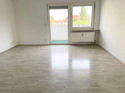 Wohnung zur Miete 565 € 2 Zimmer 58 m² 4. Geschoss frei ab 15.01.2026 Rennweg Nürnberg 90489