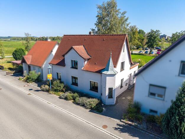 Einfamilienhaus zum Kauf 279.900 € 6,5 Zimmer 131,6 m² 371 m² Grundstück Bad Buchau Bad Buchau 88422