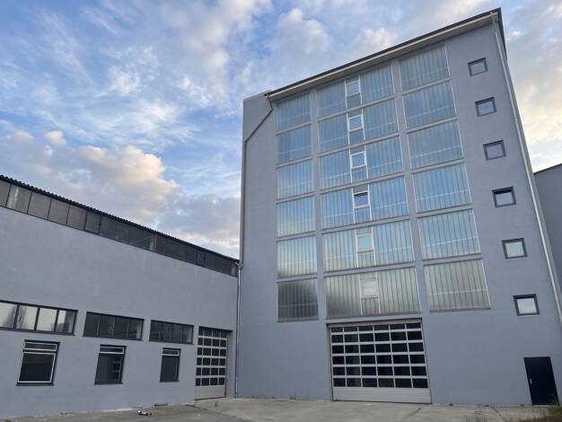 Lagerhalle zur Miete 6 € 4.500 m² Lagerfläche teilbar ab 500 m² Hamm Mitte 20537