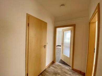Wohnung zur Miete 295 € 2 Zimmer 46 m² 1. Geschoss frei ab 01.08.2025 Brockenstraße 14 Oschersleben Oschersleben 39387