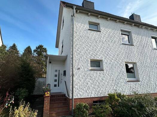 Doppelhaushälfte zur Miete 1.250 € 4 Zimmer 120 m² 448 m² Grundstück frei ab 01.07.2026 Fasanenweg 20 Hehlentor Celle 29223