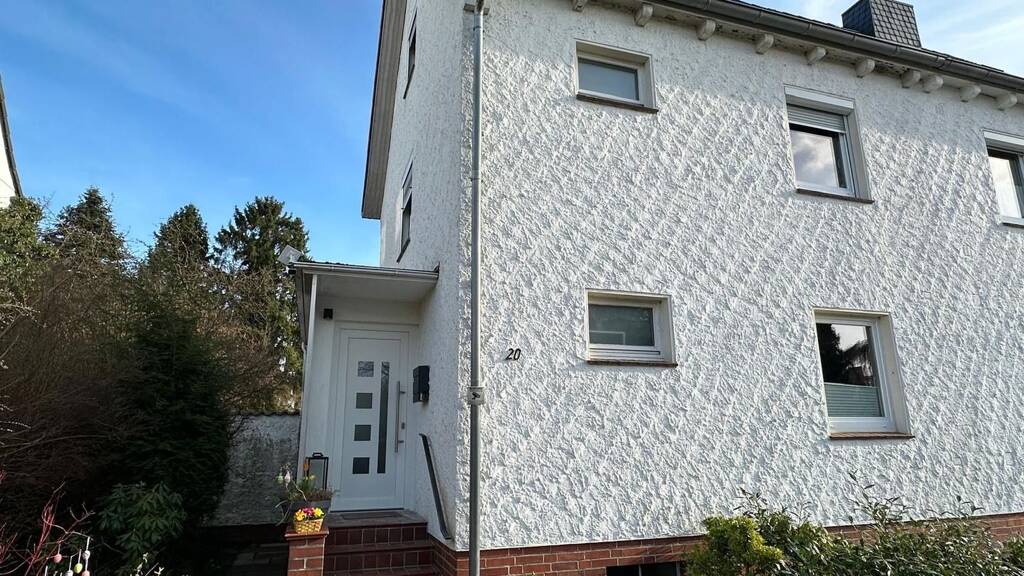 Doppelhaushälfte zur Miete 1.250 € 4 Zimmer 120 m² 448 m² Grundstück frei ab 01.07.2026 Fasanenweg 20 Hehlentor Celle 29223