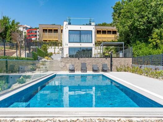 Haus zur Miete 3.500 € 9 Zimmer 280 m² Paveki, Kostrena Kostrena