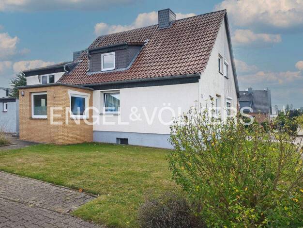 Doppelhaushälfte zum Kauf 250.000 € 5 Zimmer 107 m² 695 m² Grundstück Lehndorf Braunschweig 38116