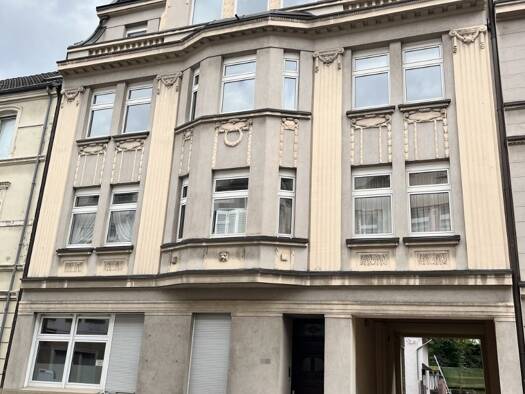 Wohnung zur Miete 850 € 4 Zimmer 106 m² 3. Geschoss frei ab 01.11.2026 Kray Essen 45307