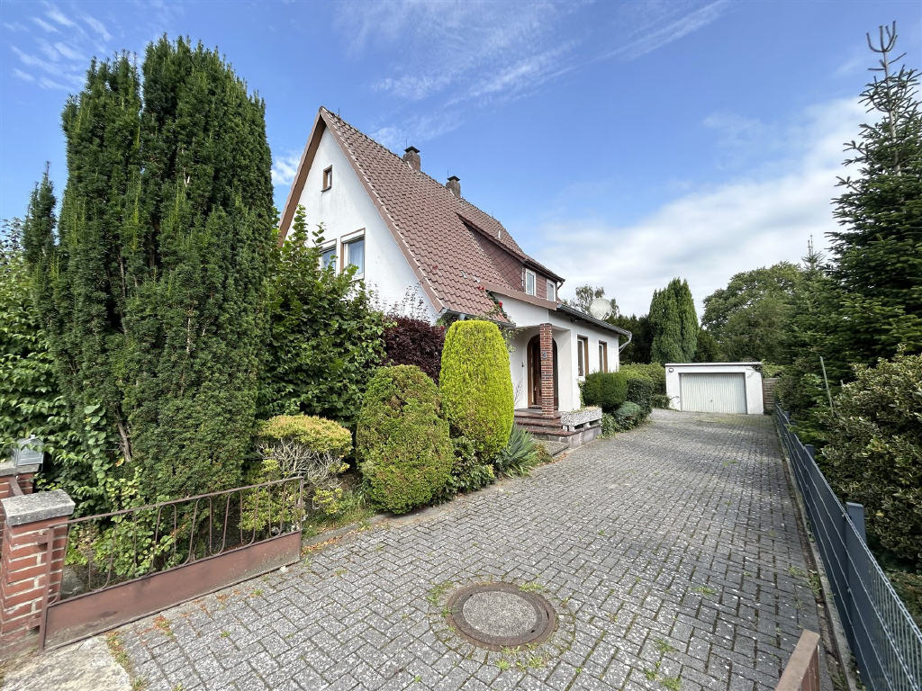 Einfamilienhaus zum Kauf 259.000 € 6 Zimmer 110 m²<br/>Wohnfläche 1.230 m²<br/>Grundstück Schönemoor Ganderkesee 27777