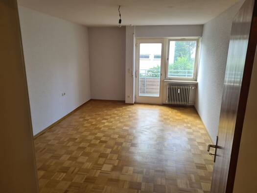 Wohnung zur Miete 1.100 € 4 Zimmer 88 m² Geschoss 1/2 frei ab sofort Vaihingen Stuttgart 70563