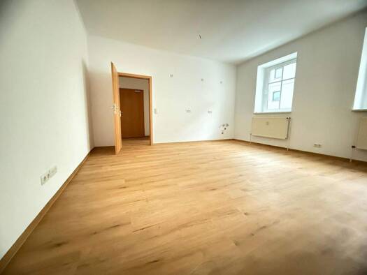 Wohnung zur Miete 352 € 1 Zimmer 35,2 m² frei ab sofort Pyrastraße 1 Spremberger Vorstadt Cottbus 03050